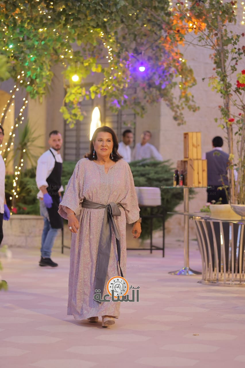 Madar Al-Saa Images 0.008589039674296917