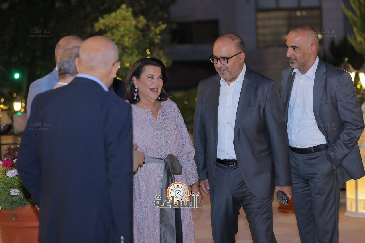 Madar Al-Saa Images 0.43459103897292517