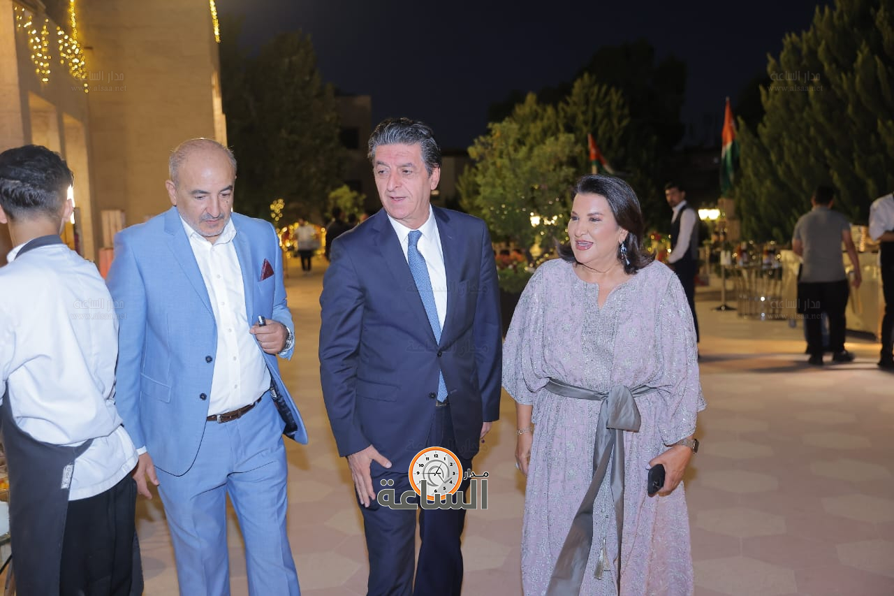 Madar Al-Saa Images 0.11097020272287816