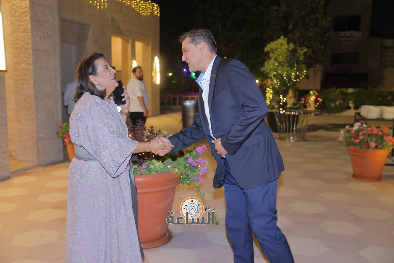 Madar Al-Saa Images 0.2573341649502009