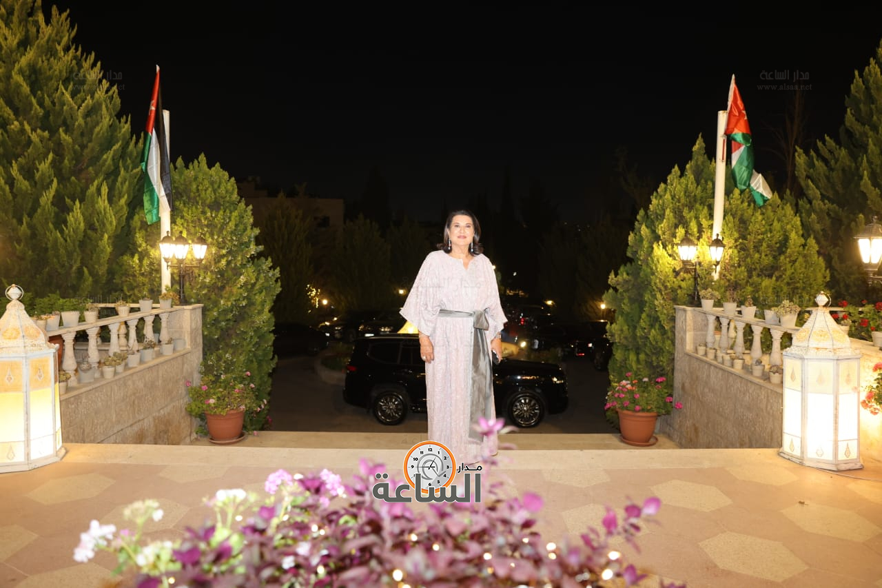 Madar Al-Saa Images 0.9393545249724865