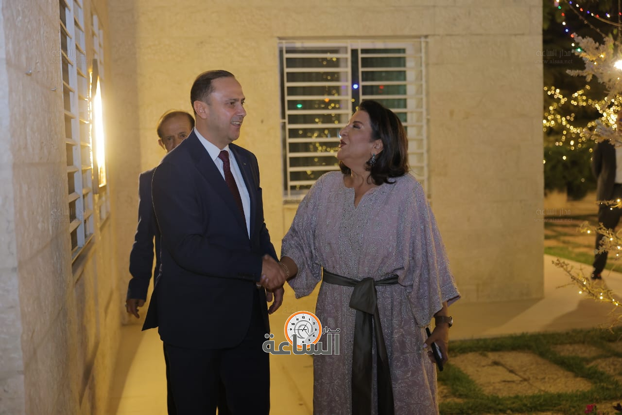 Madar Al-Saa Images 0.6605262161422134