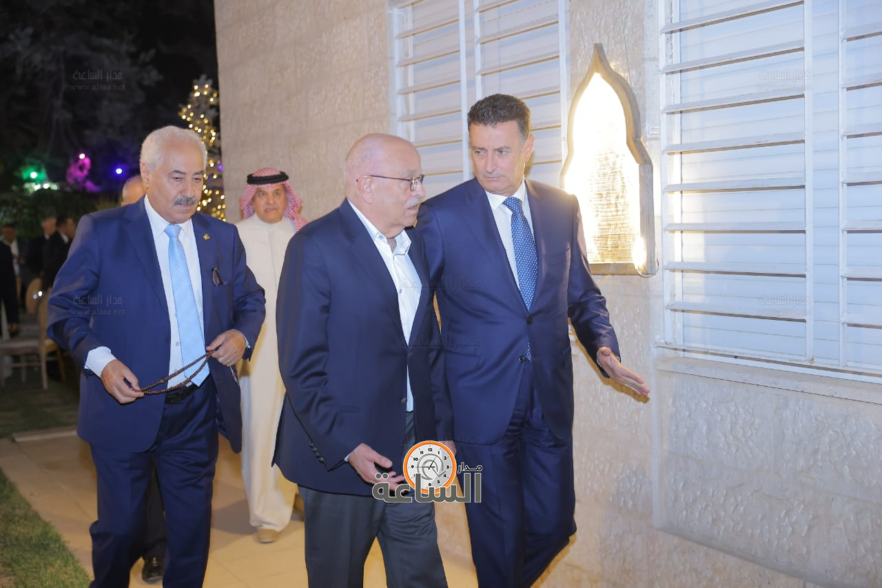 Madar Al-Saa Images 0.8104100621100854