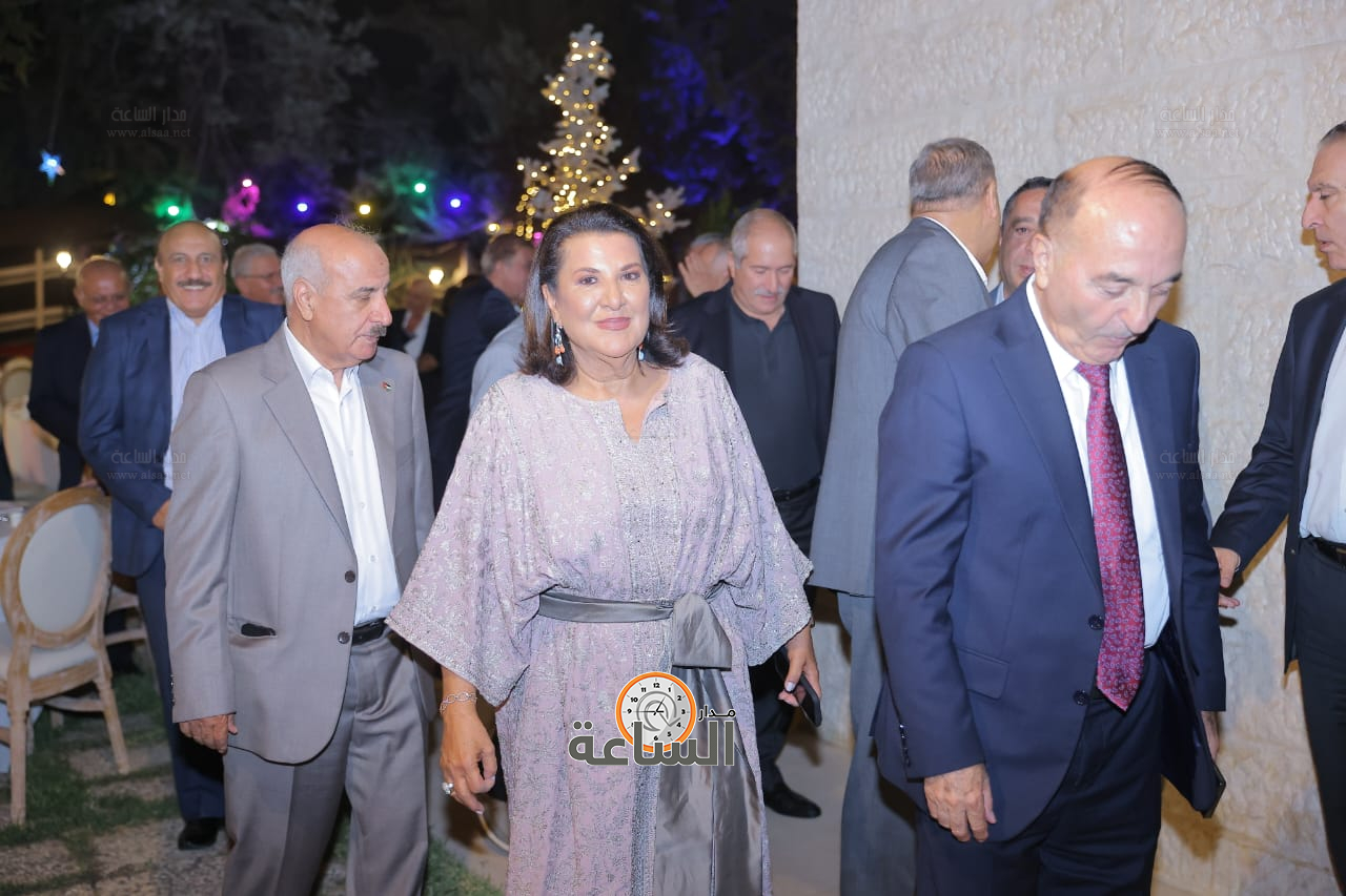 Madar Al-Saa Images 0.14661580938020435