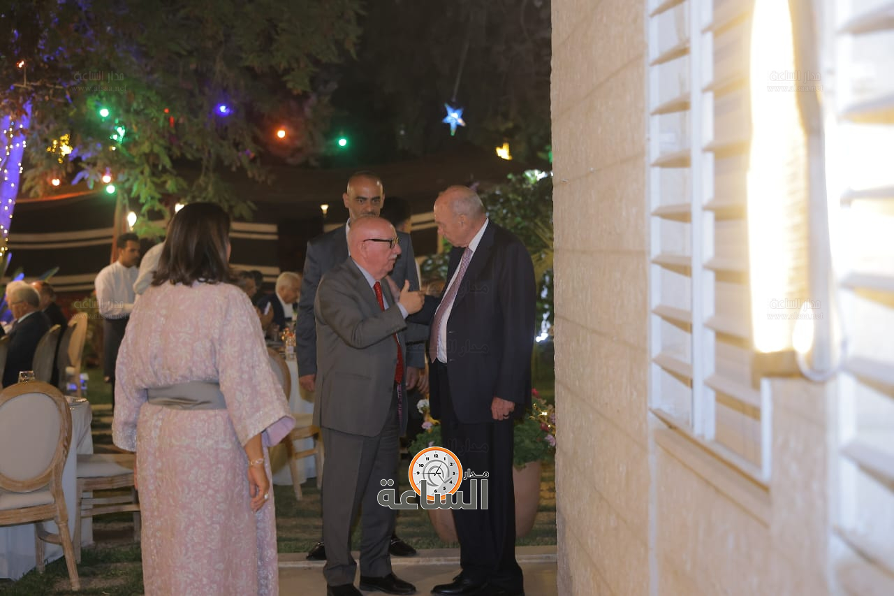 Madar Al-Saa Images 0.935080970498252