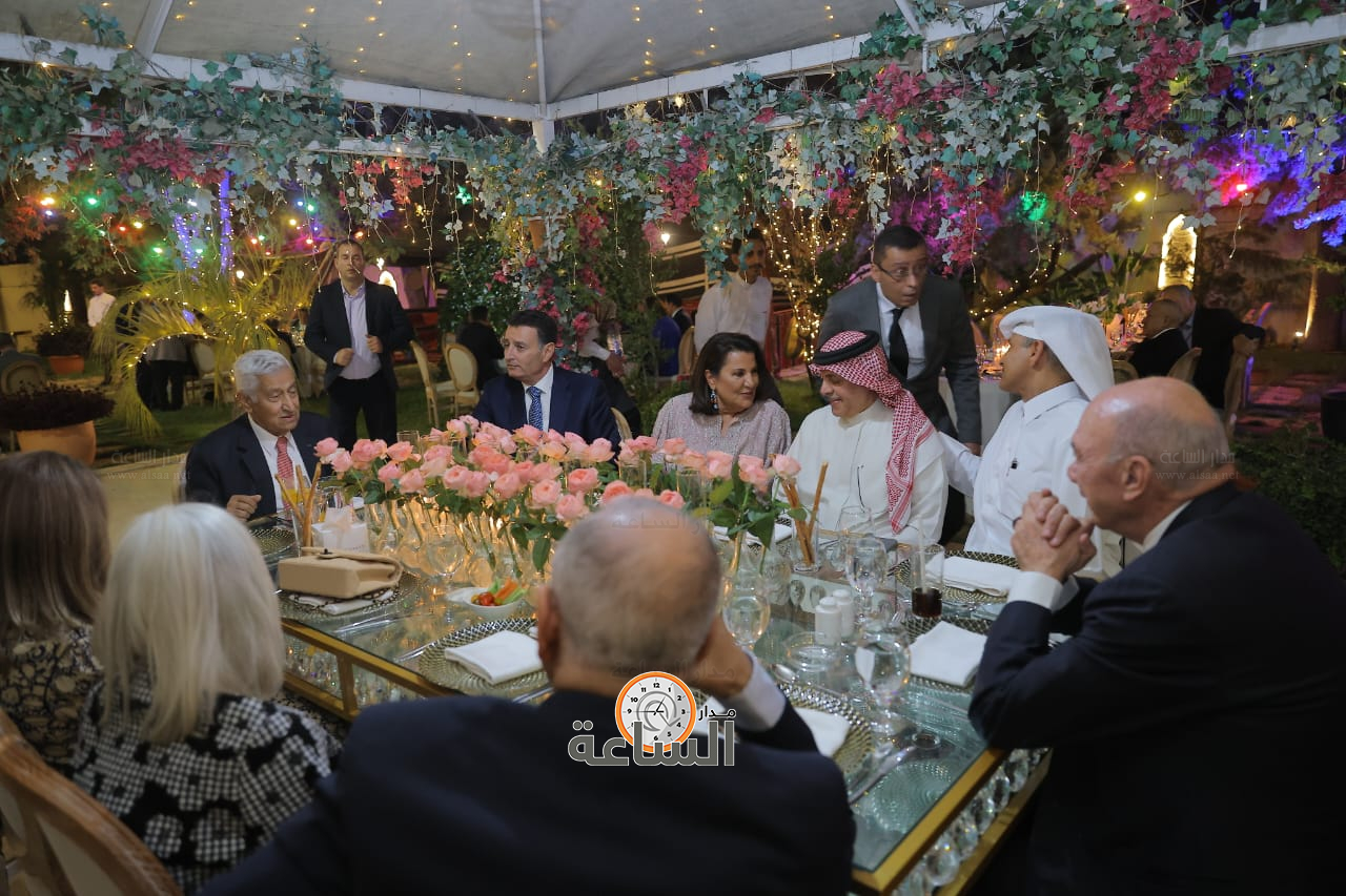 Madar Al-Saa Images 0.32676578381825594