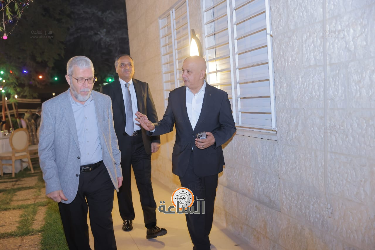 Madar Al-Saa Images 0.6029792687966089