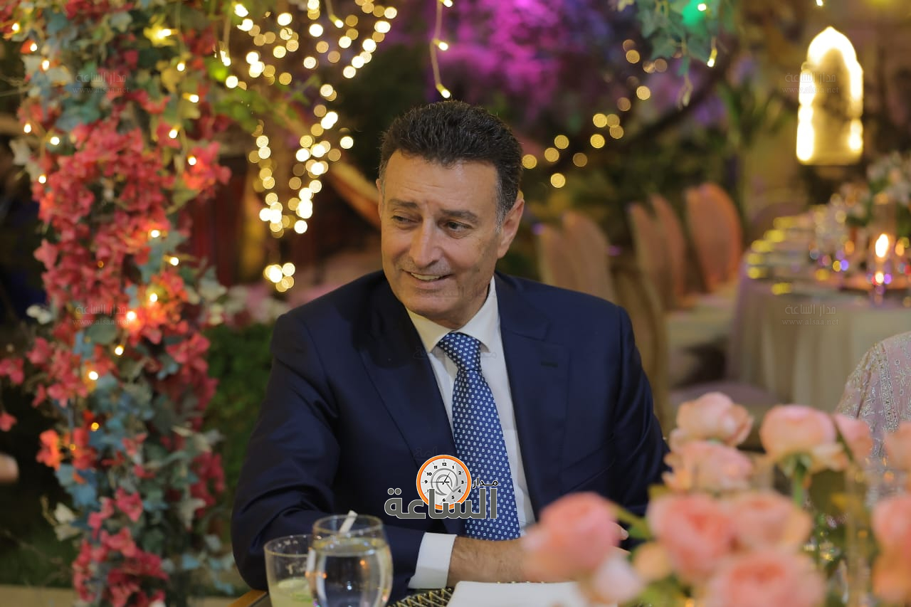 Madar Al-Saa Images 0.40159499237145013