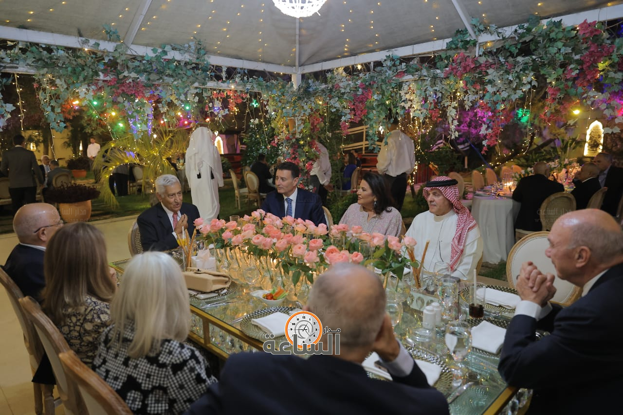 Madar Al-Saa Images 0.8503626422308456