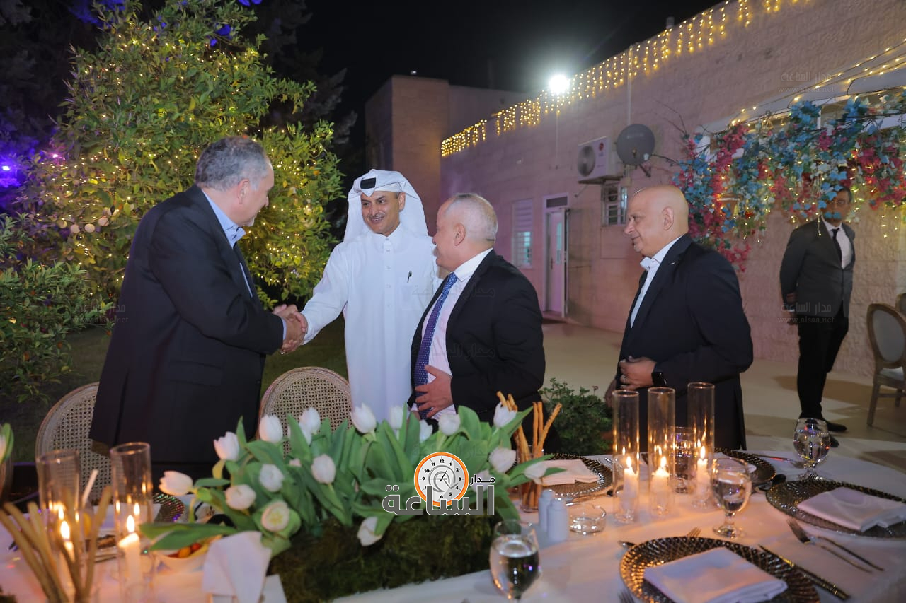 Madar Al-Saa Images 0.4550548540971162