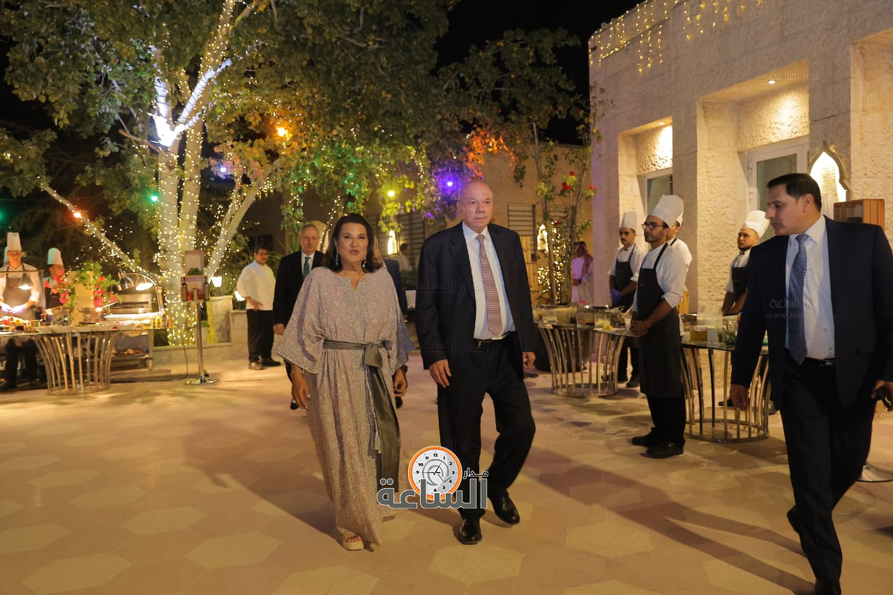 Madar Al-Saa Images 0.9174106201723043