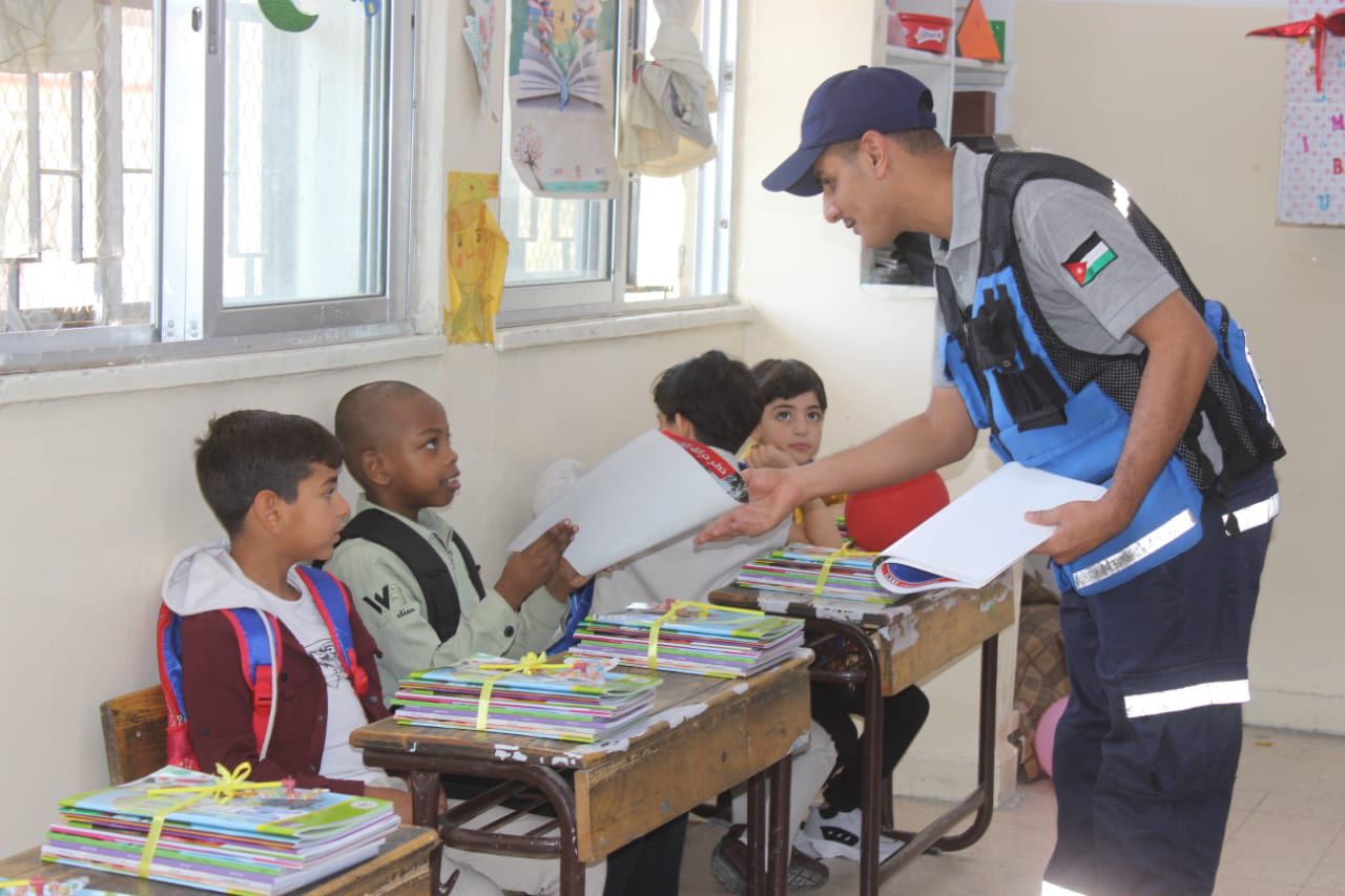 Madar Al-Saa Images 0.1534553369283561