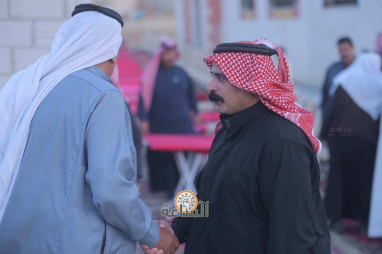 Madar Al-Saa Images 0.123540422466909