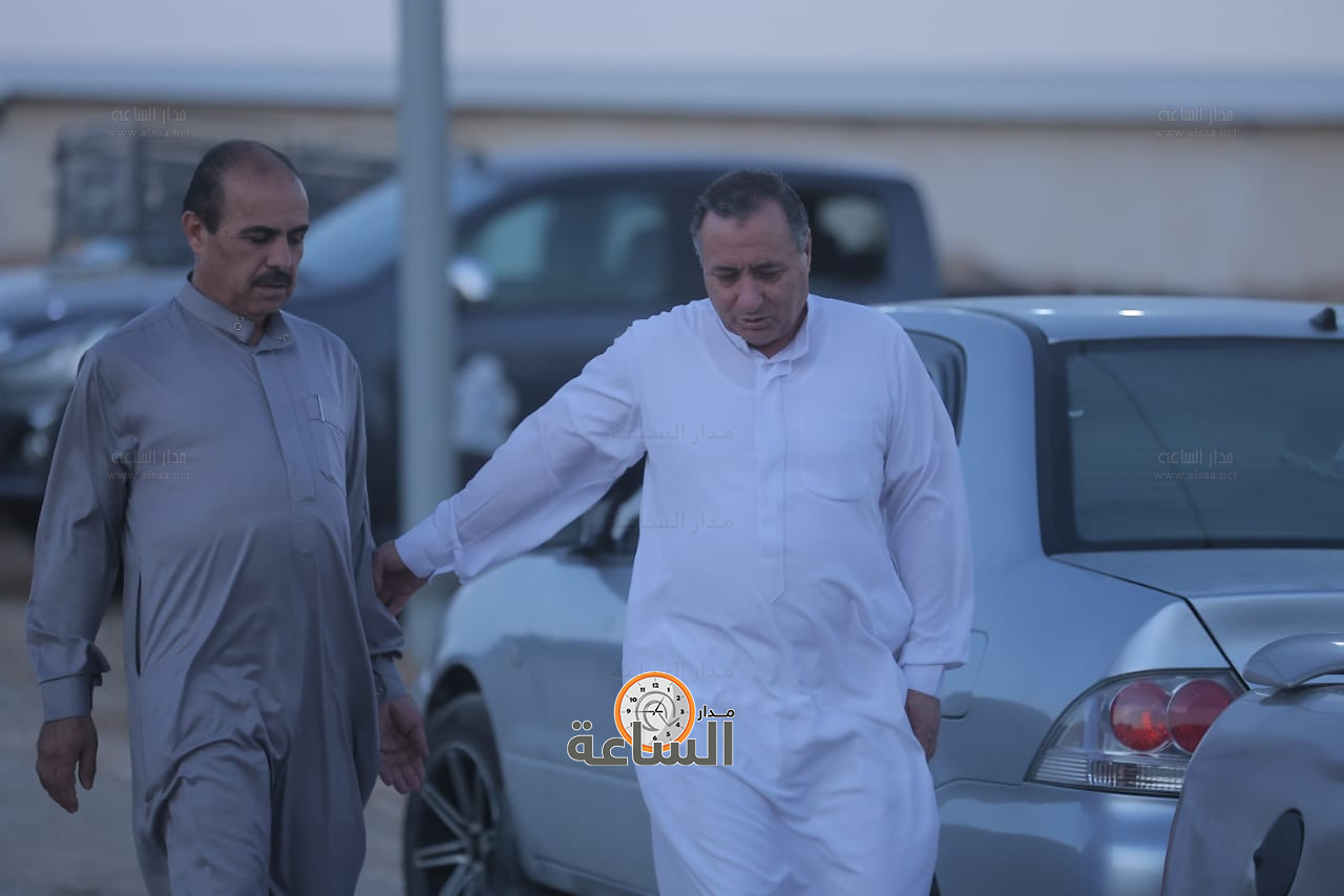 Madar Al-Saa Images 0.12515034447876827