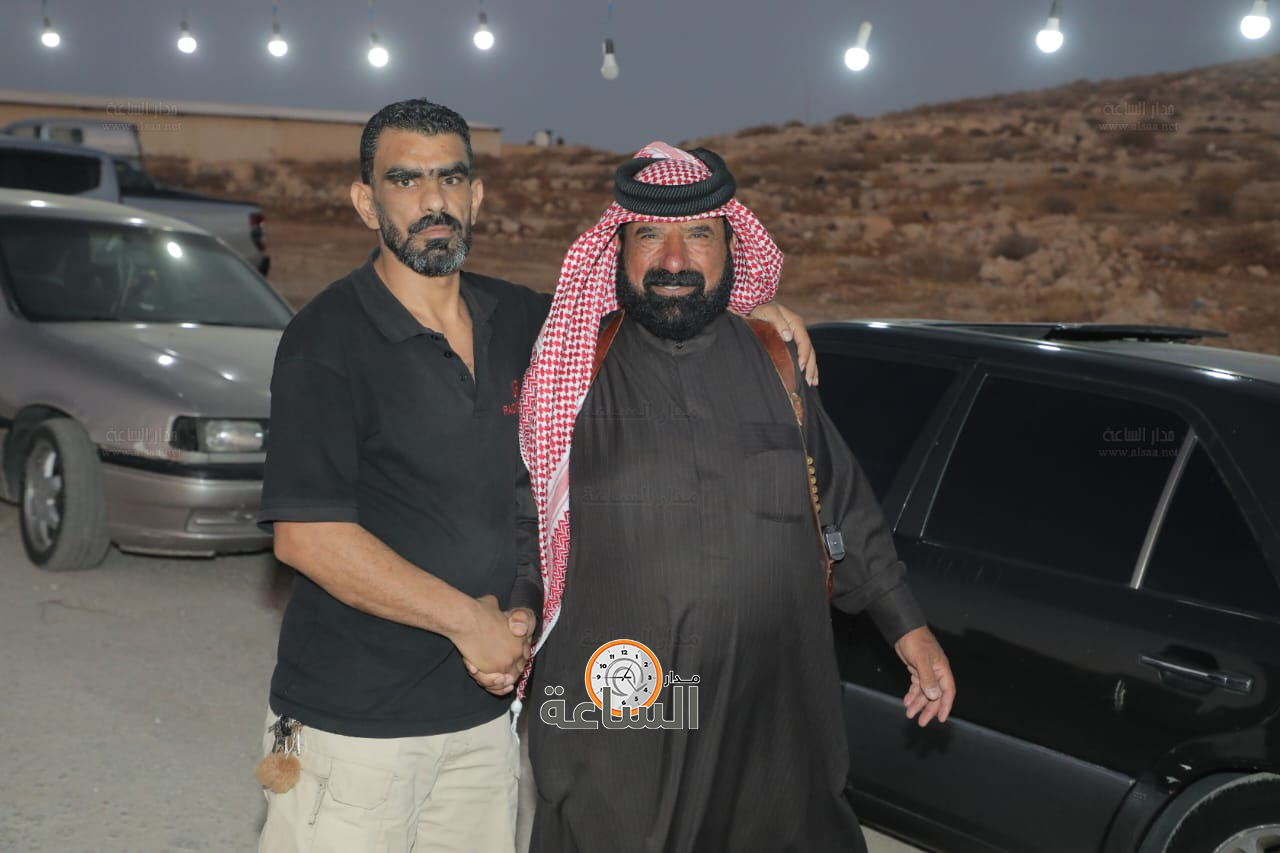 Madar Al-Saa Images 0.24099311134678147