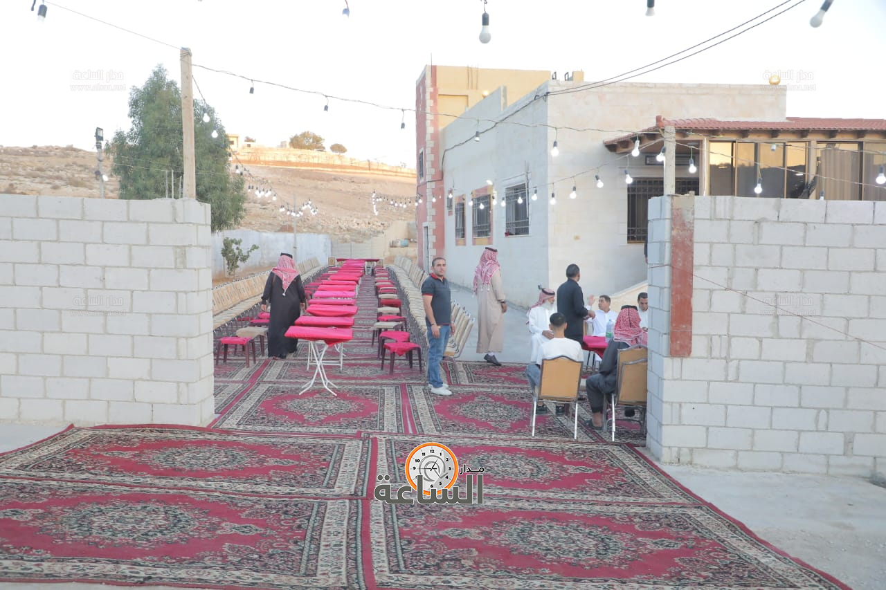 Madar Al-Saa Images 0.60554438451151