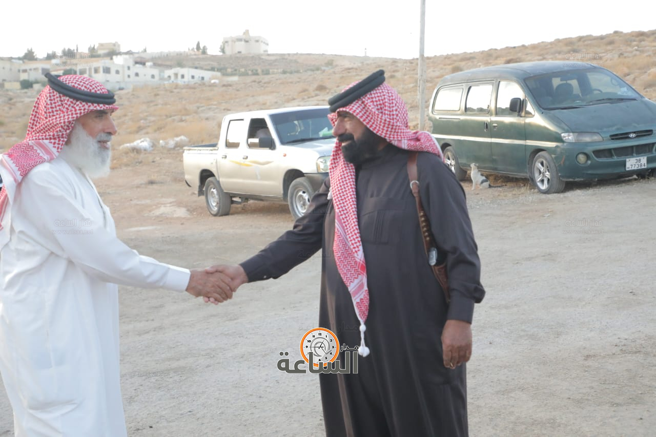 Madar Al-Saa Images 0.01801265299139465