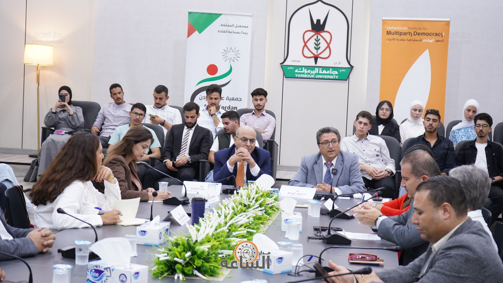 Madar Al-Saa Images 0.40008800802983957