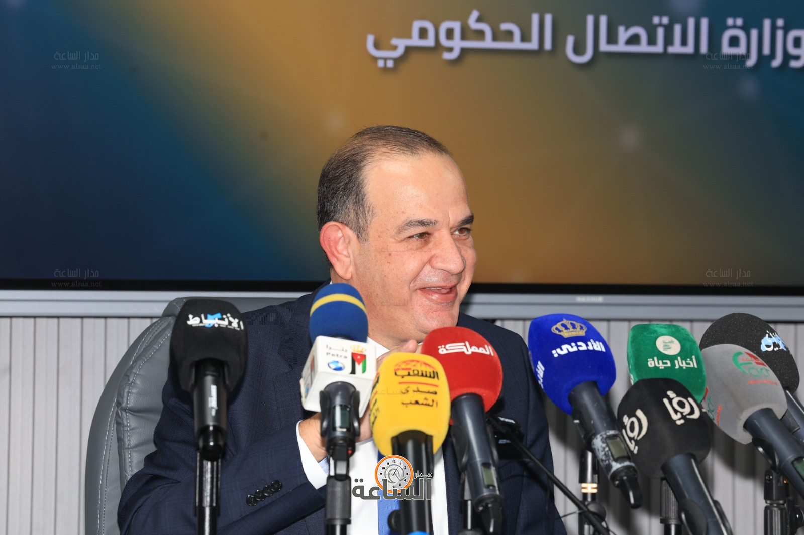 Madar Al-Saa Images 0.1485659372116075