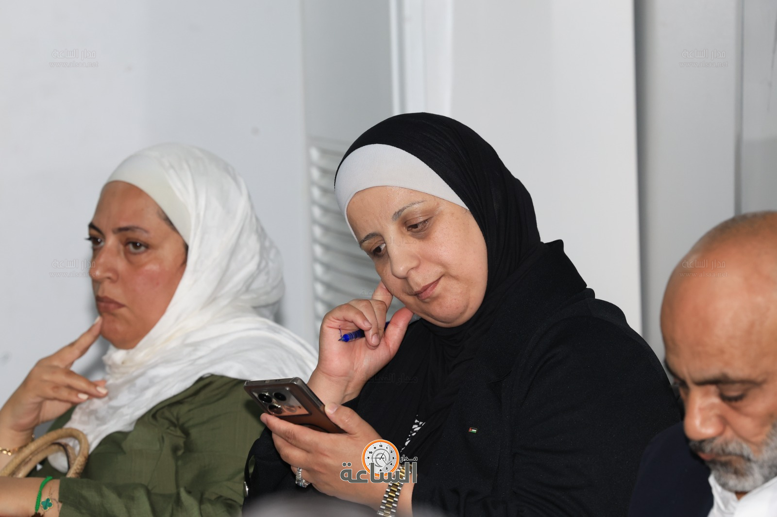 Madar Al-Saa Images 0.27552607862866885