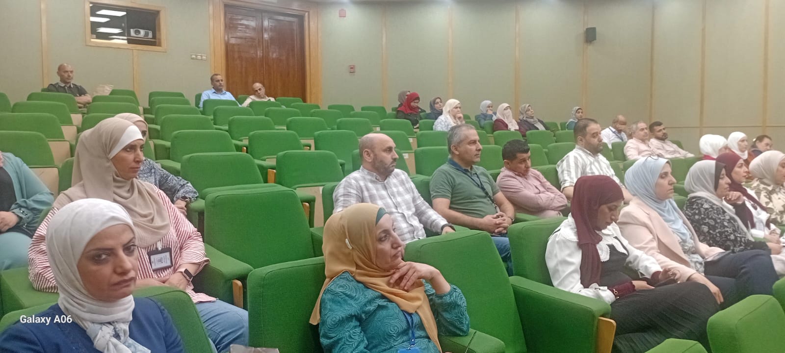 Madar Al-Saa Images 0.6634669872881938