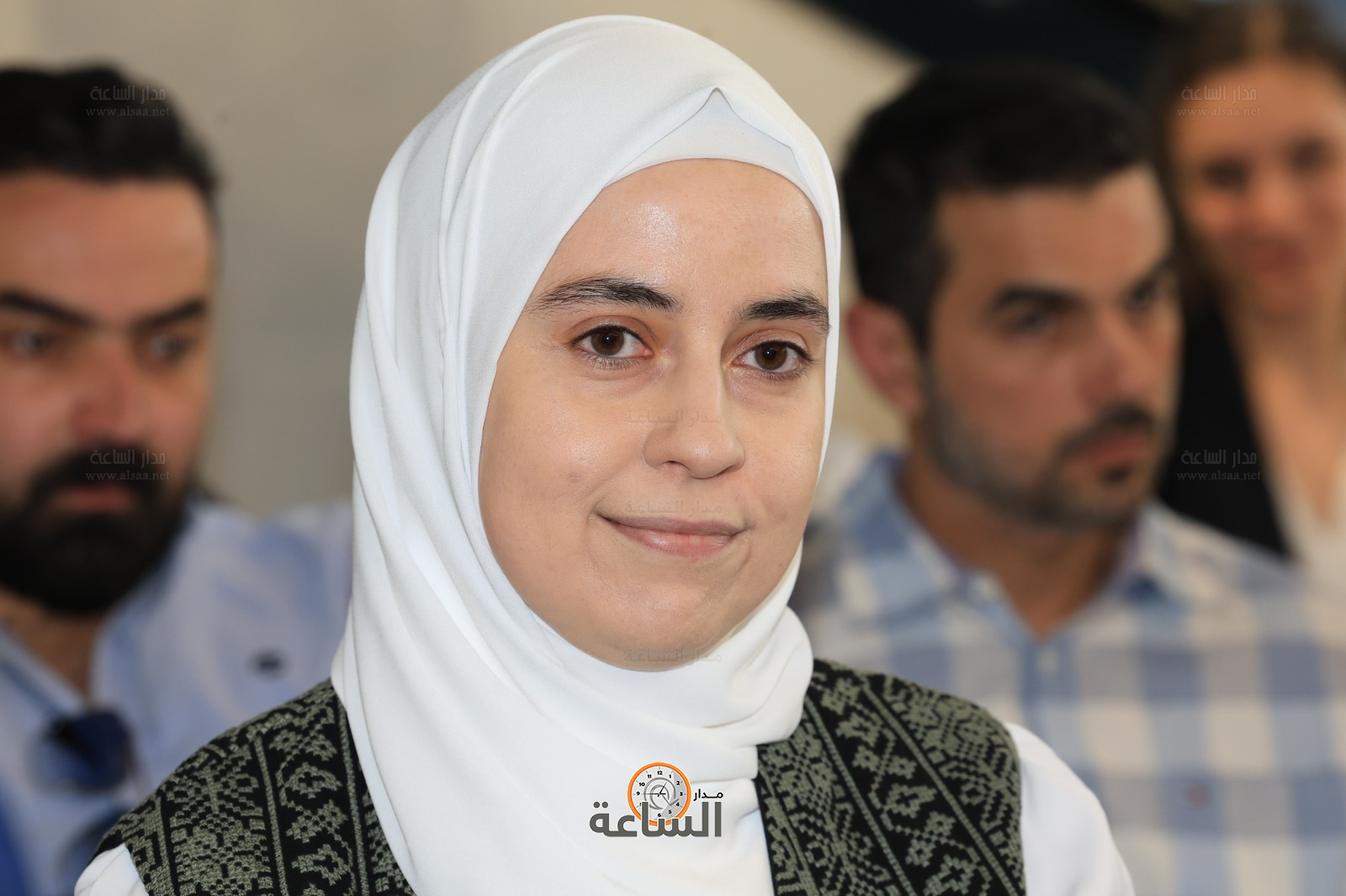 Madar Al-Saa Images 0.7398916248810697