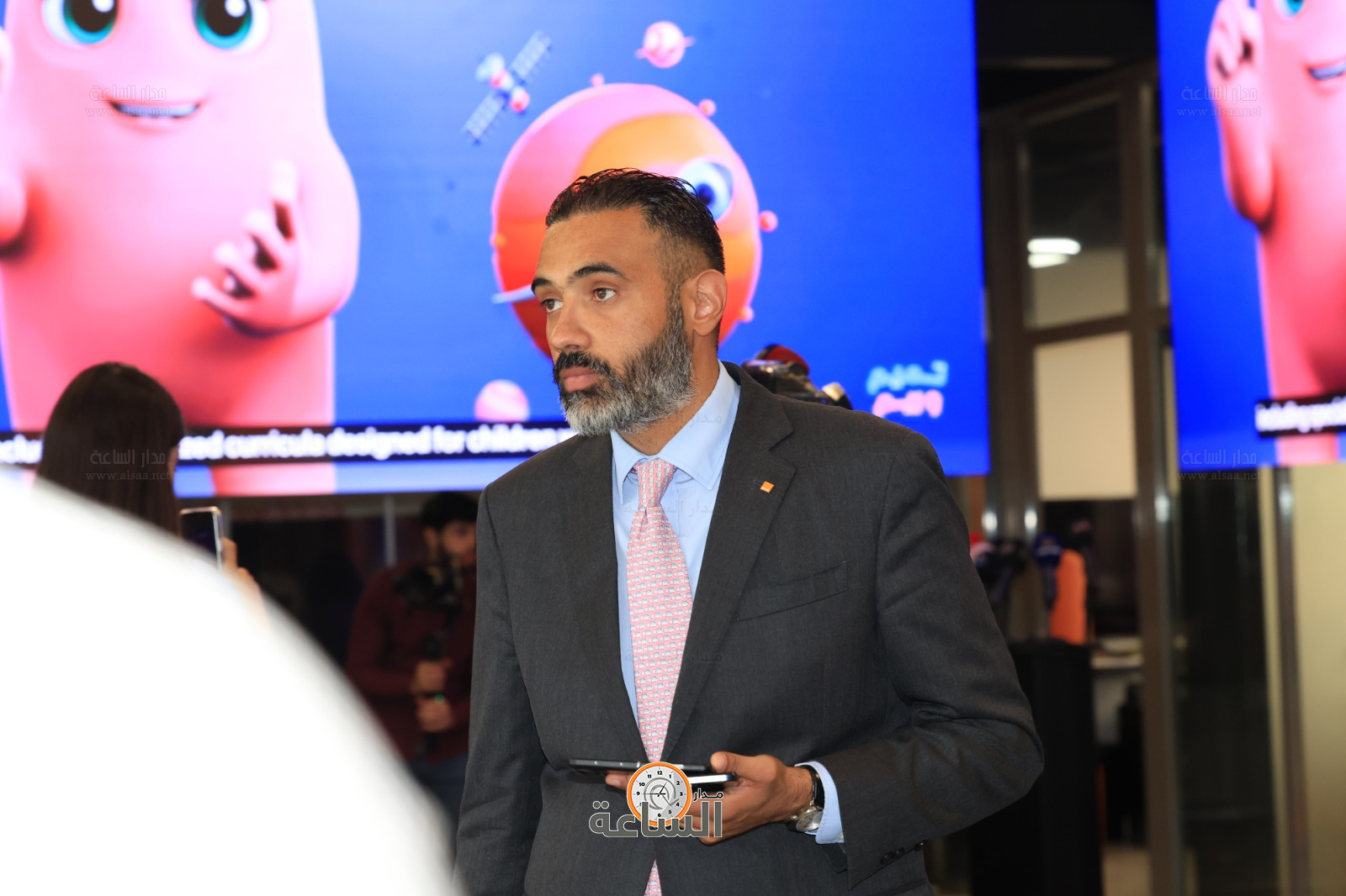 Madar Al-Saa Images 0.021378465302447025