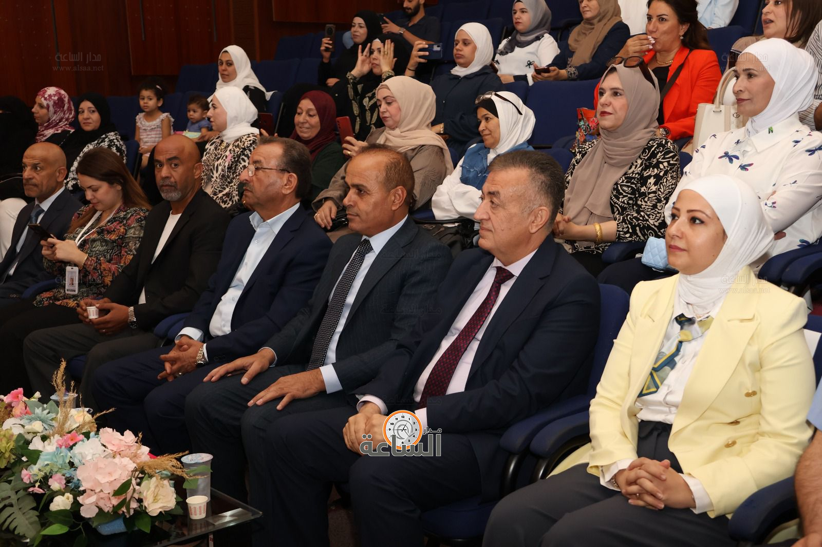 Madar Al-Saa Images 0.8514449164244043