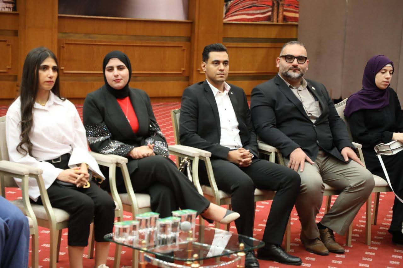 Madar Al-Saa Images 0.17409651166298834