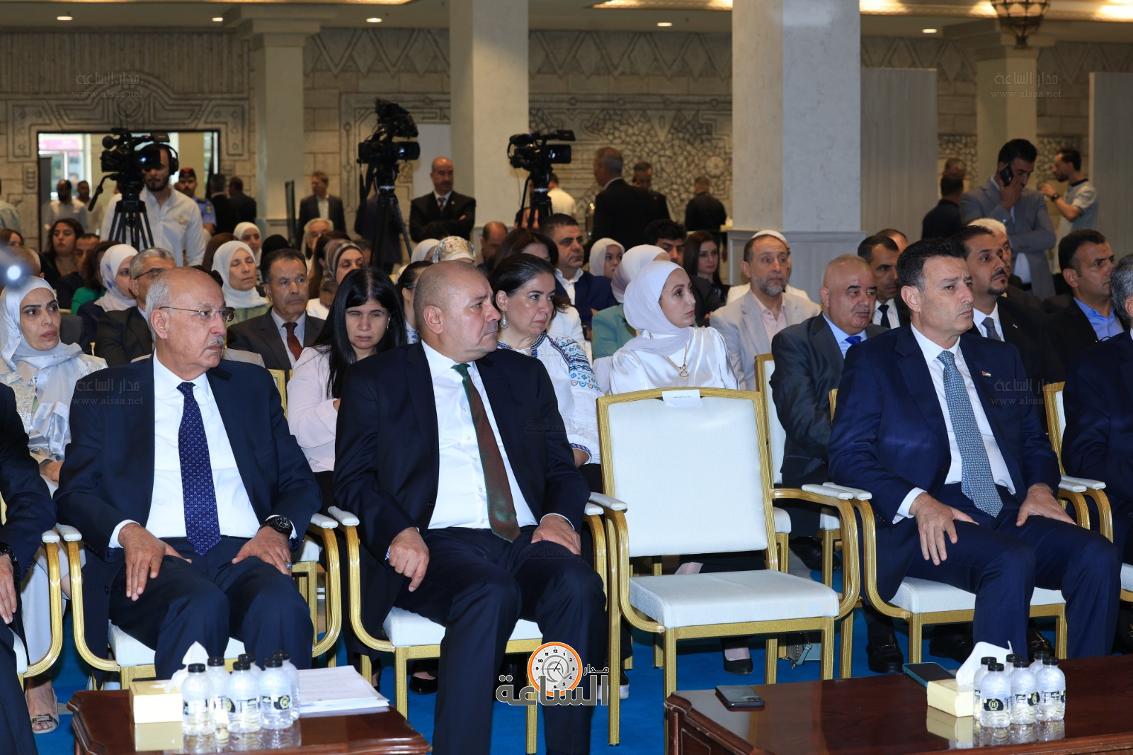 Madar Al-Saa Images 0.3573180202652154