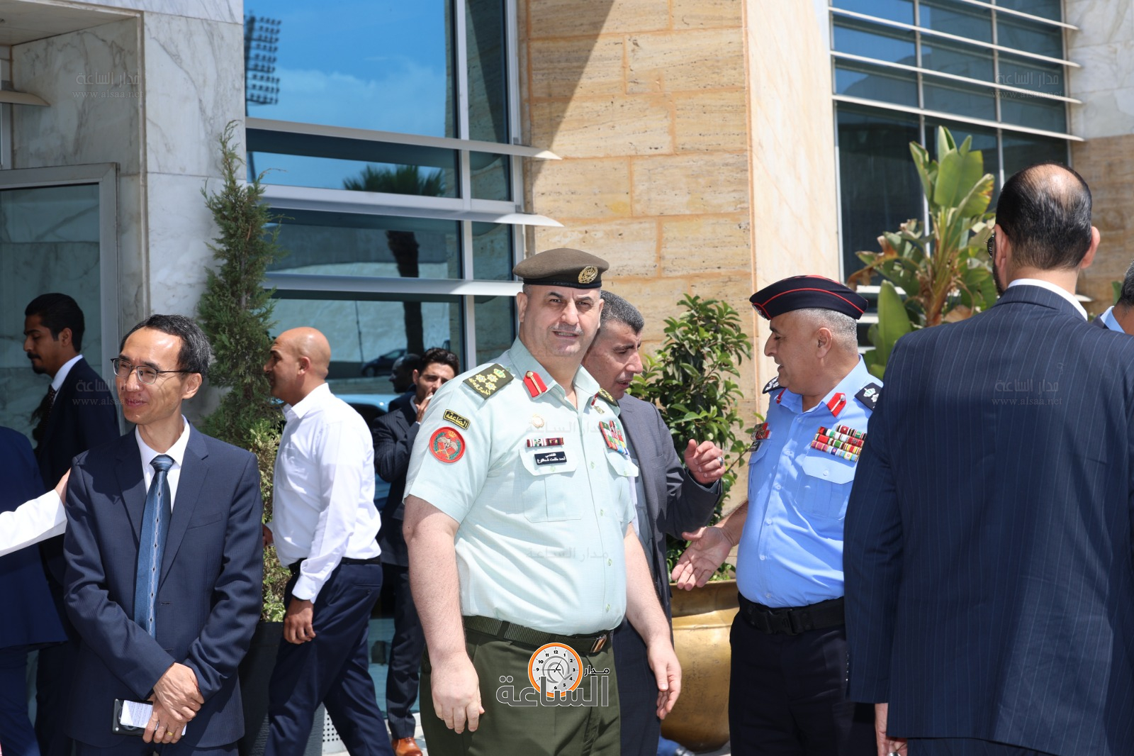 Madar Al-Saa Images 0.39749488107407727