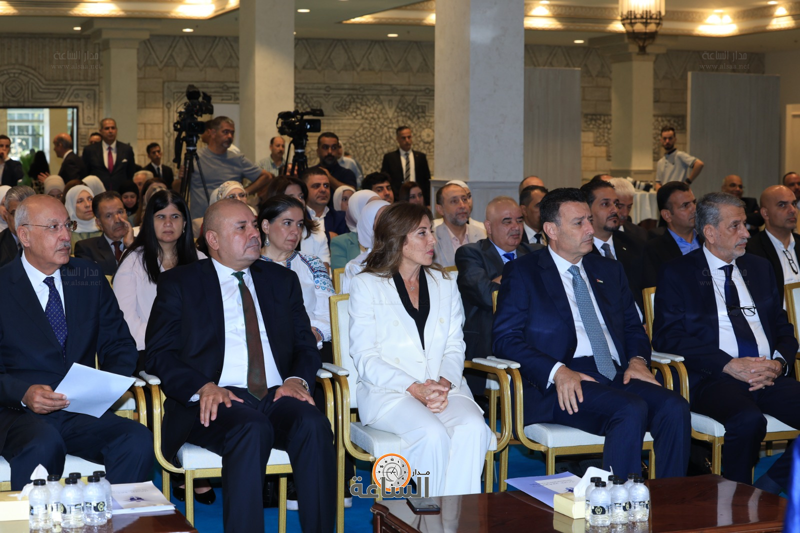 Madar Al-Saa Images 0.21429137070740334