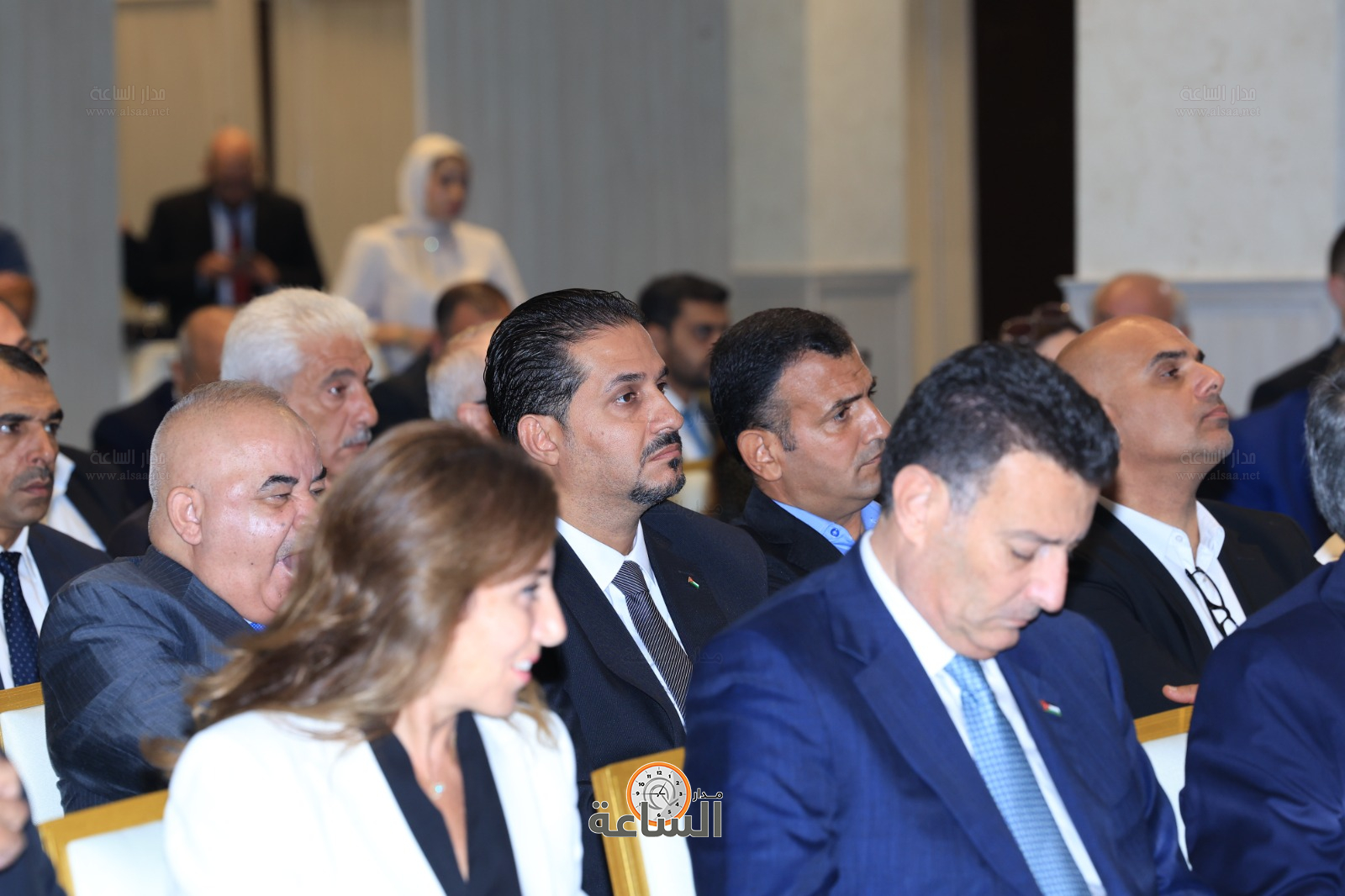 Madar Al-Saa Images 0.8223958414889944