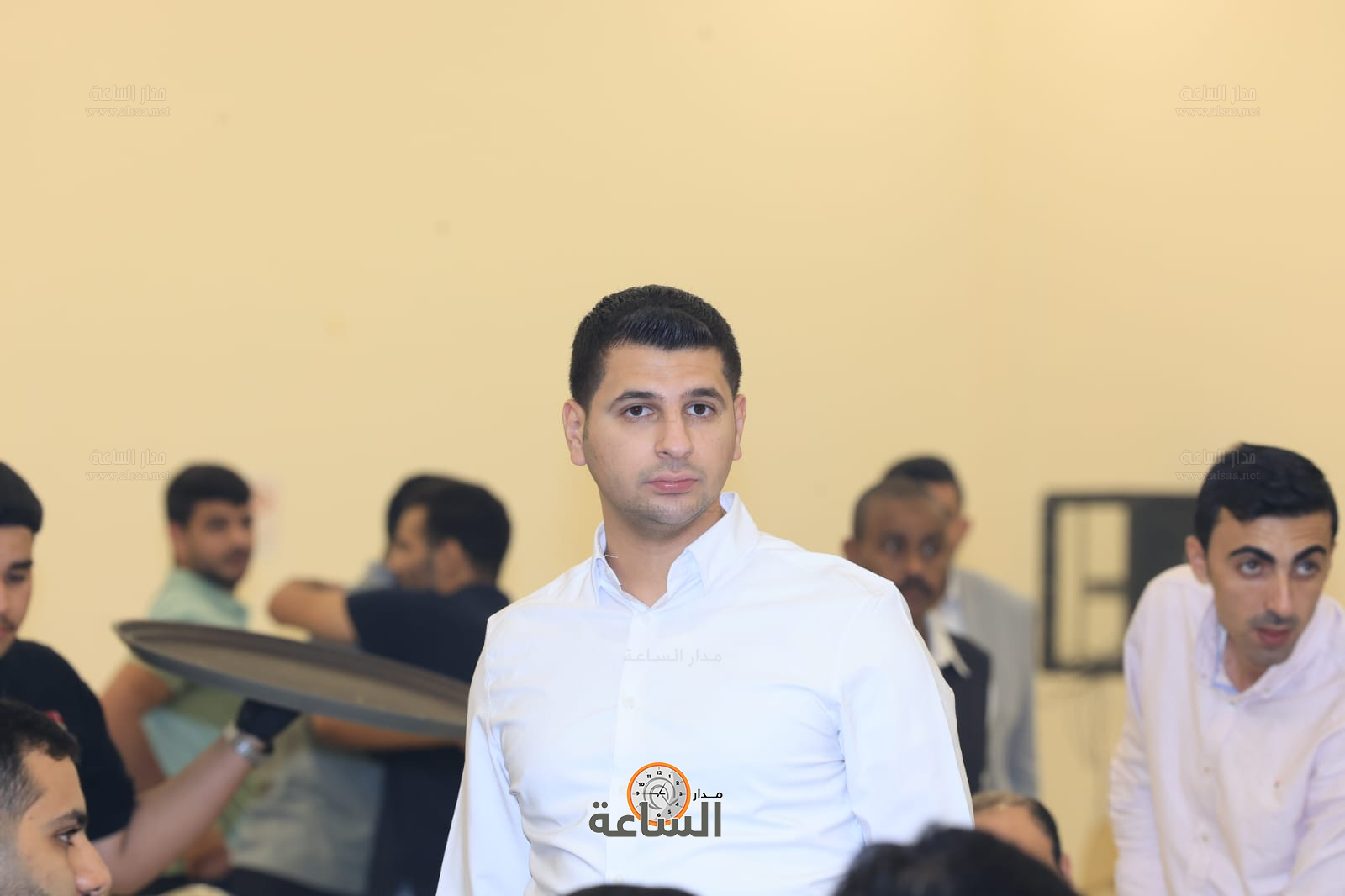 Madar Al-Saa Images 0.4430195446499807