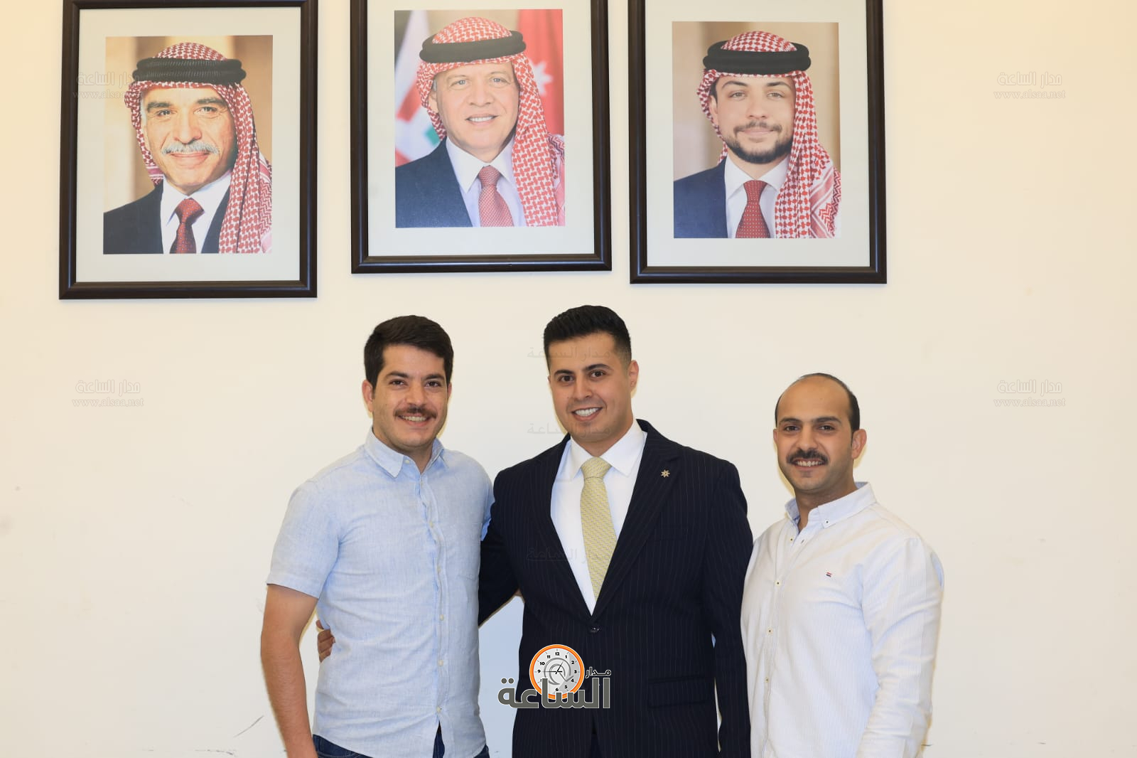 Madar Al-Saa Images 0.415184870669277