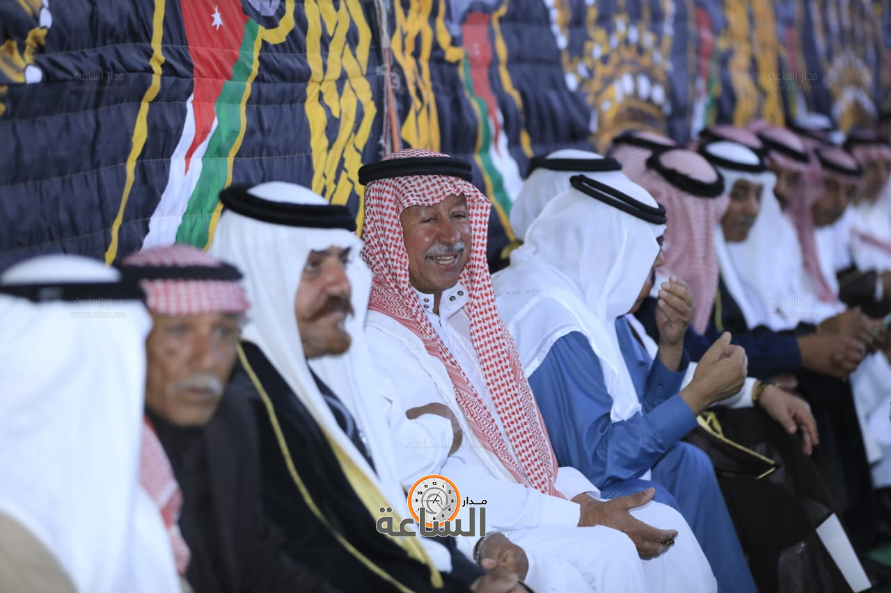 Madar Al-Saa Images 0.7835389066565515