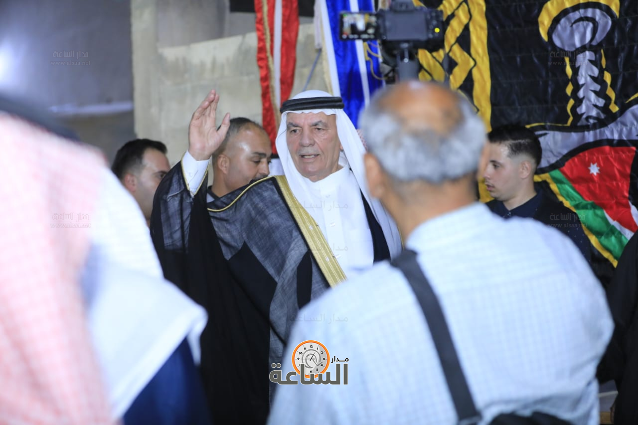 Madar Al-Saa Images 0.36039228353864317