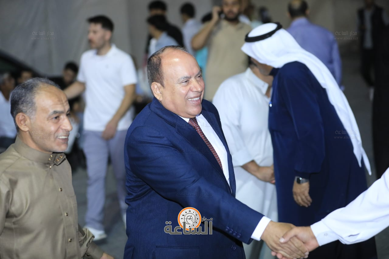 Madar Al-Saa Images 0.844351474944824