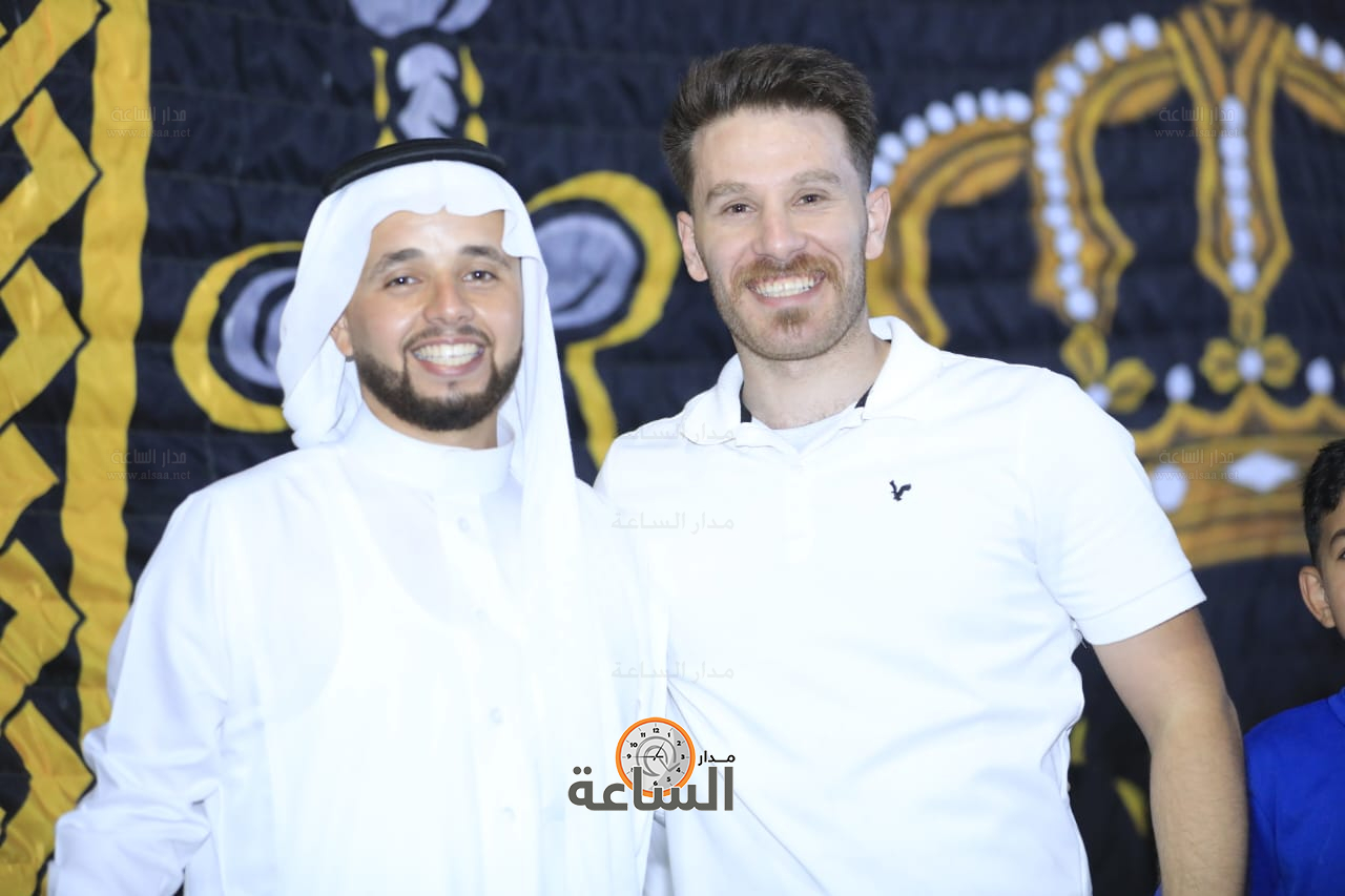 Madar Al-Saa Images 0.822892213752251