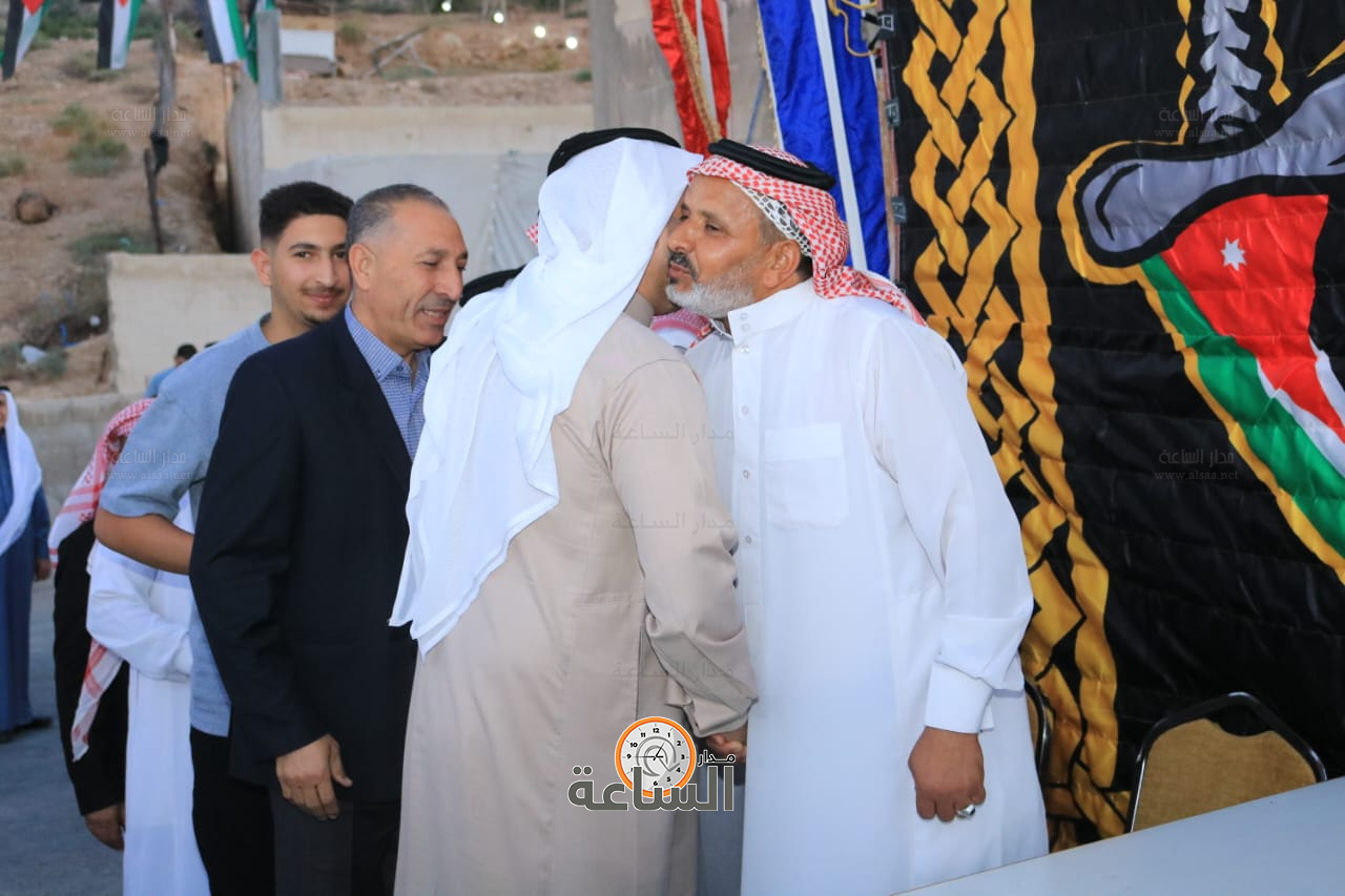 Madar Al-Saa Images 0.06001594435118096