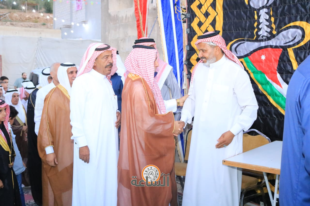 Madar Al-Saa Images 0.22115801717187167