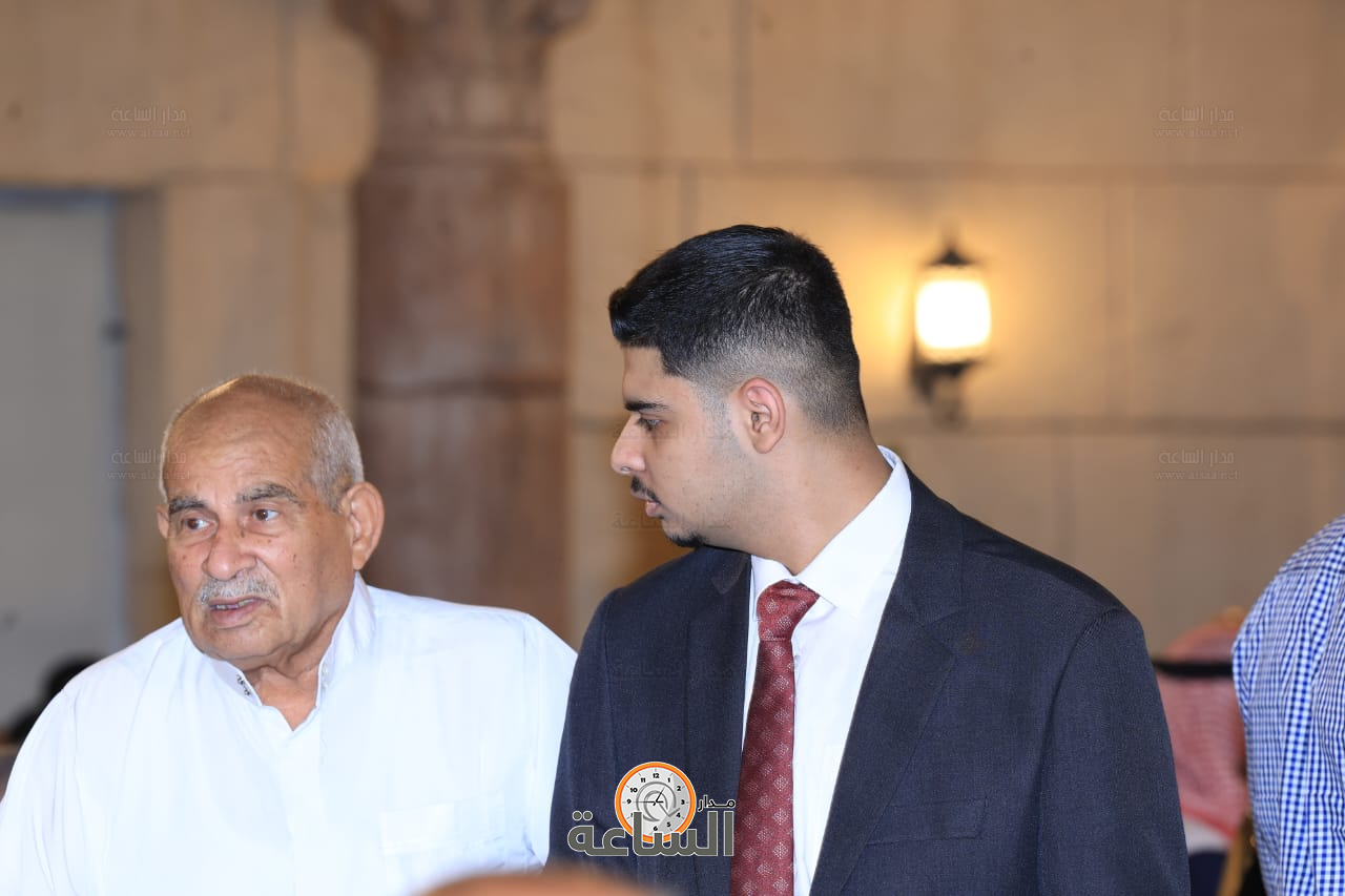 Madar Al-Saa Images 0.44192989794403303