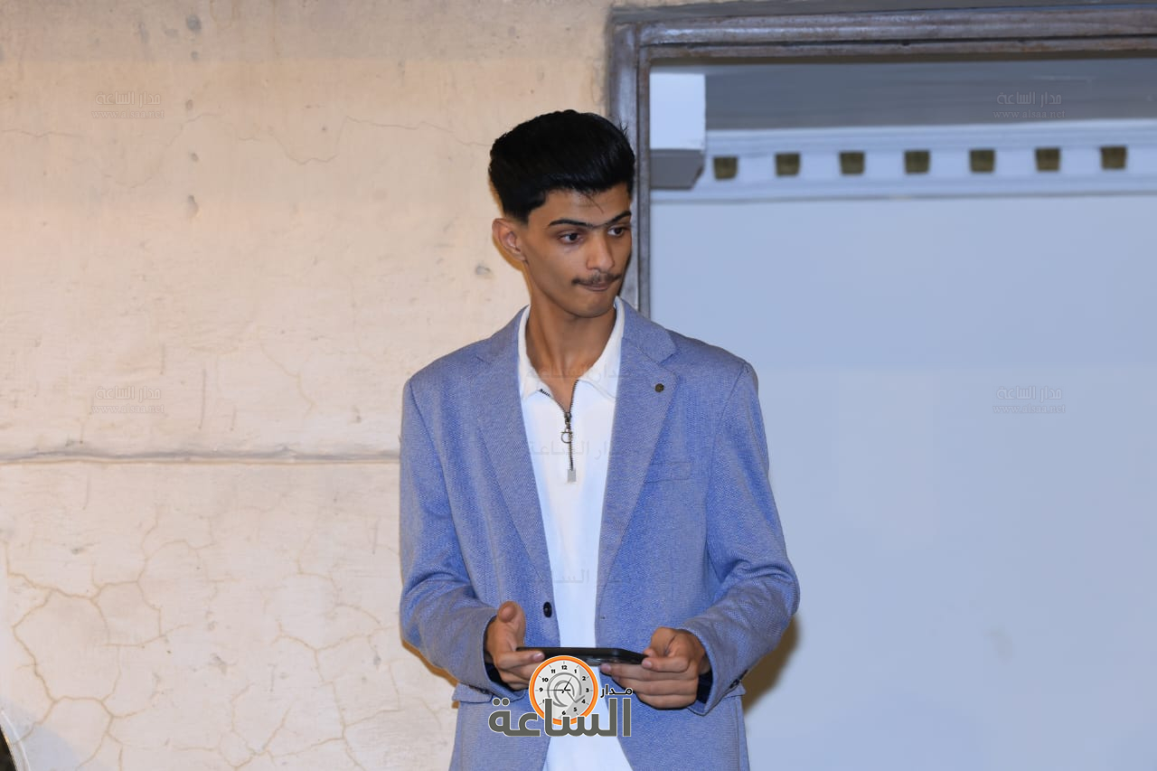 Madar Al-Saa Images 0.48103622509113575