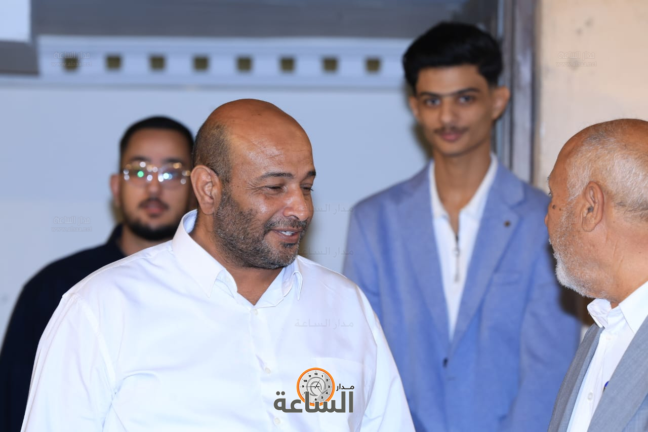 Madar Al-Saa Images 0.5722682303186015