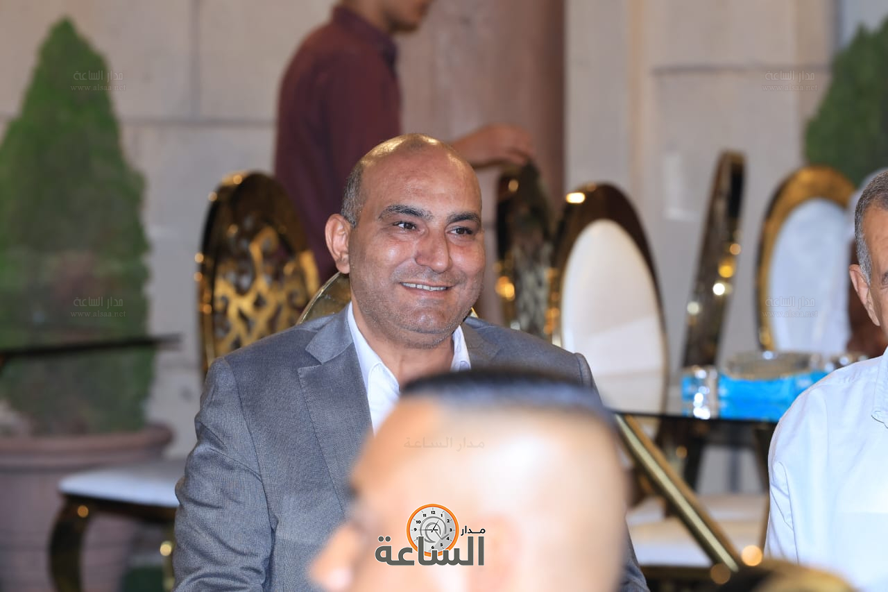 Madar Al-Saa Images 0.9914599219884568