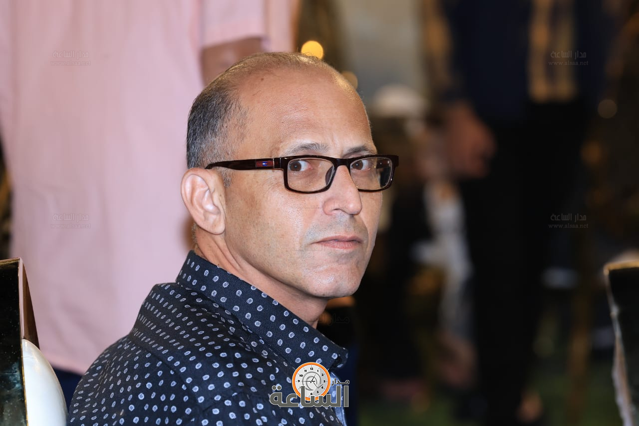 Madar Al-Saa Images 0.38834429349336586