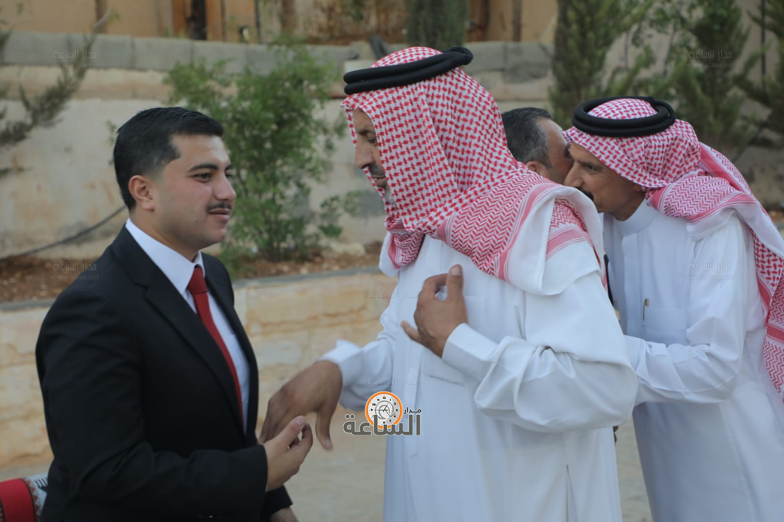 Madar Al-Saa Images 0.6740569219502007