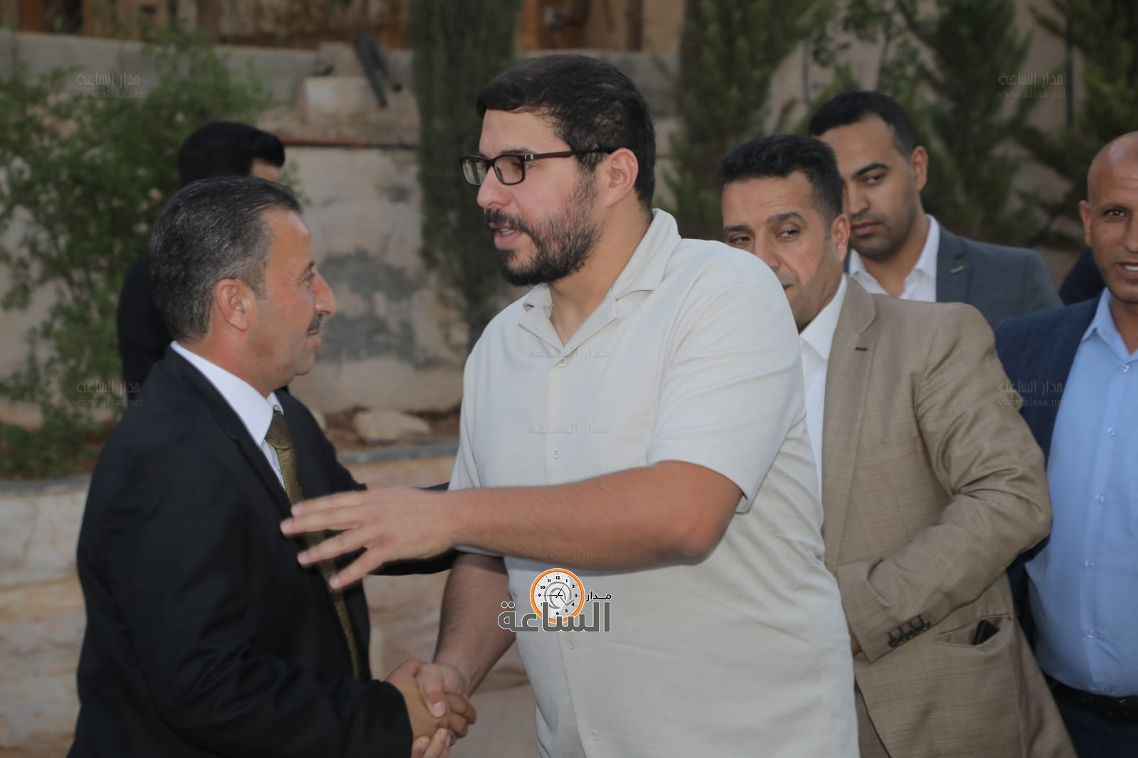 Madar Al-Saa Images 0.4222640453217087