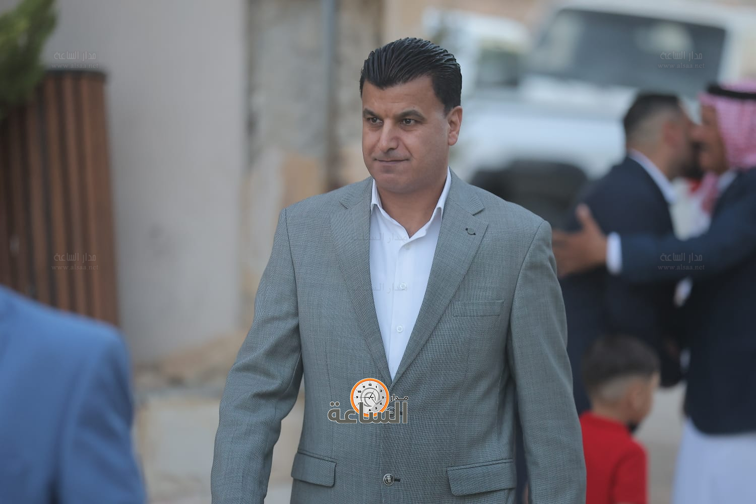 Madar Al-Saa Images 0.8779356656176357