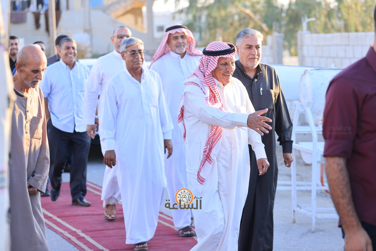 Madar Al-Saa Images 0.19641724783759773